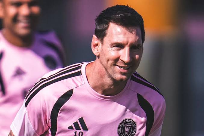 Lionel Messi Reaches 920 Career Goals with Brace in Inter Miami's 4-2 Victory