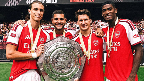 Can Anyone Stop Arsenal from Winning the Premier League This Season?